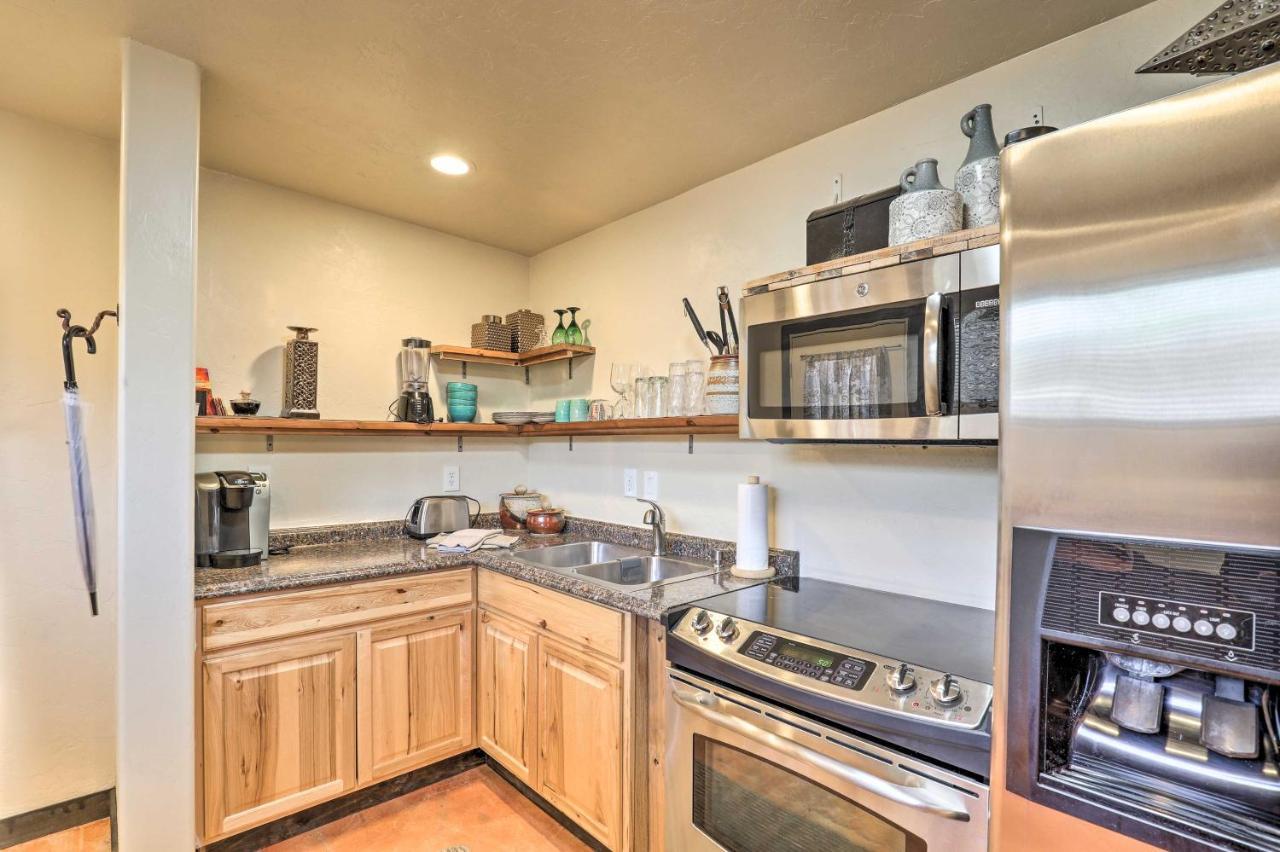 Pet-Friendly Tucson Casita Shared Hot Tub And Porch Villa Exterior foto