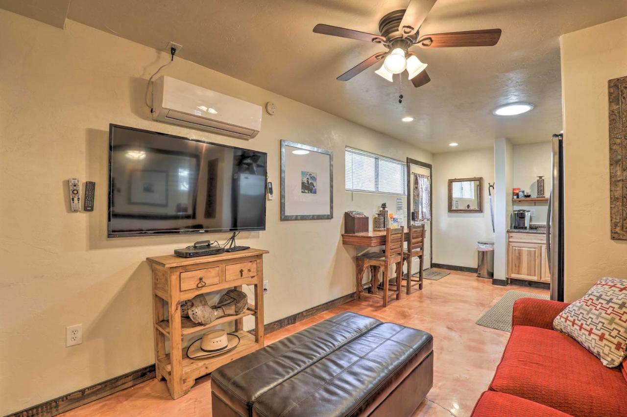 Pet-Friendly Tucson Casita Shared Hot Tub And Porch Villa Exterior foto